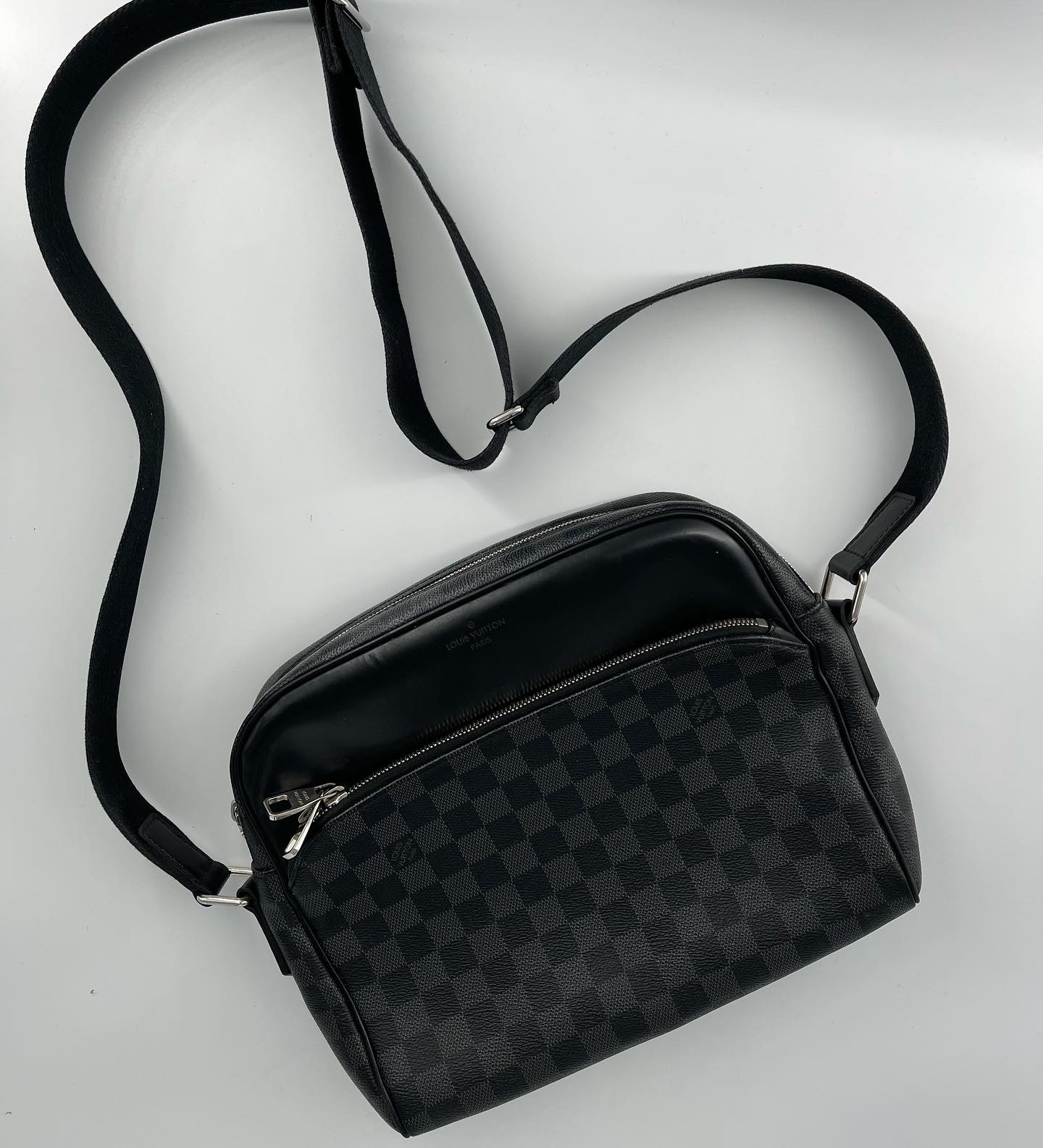 Louis Vuitton Dayton PM shoulder bag