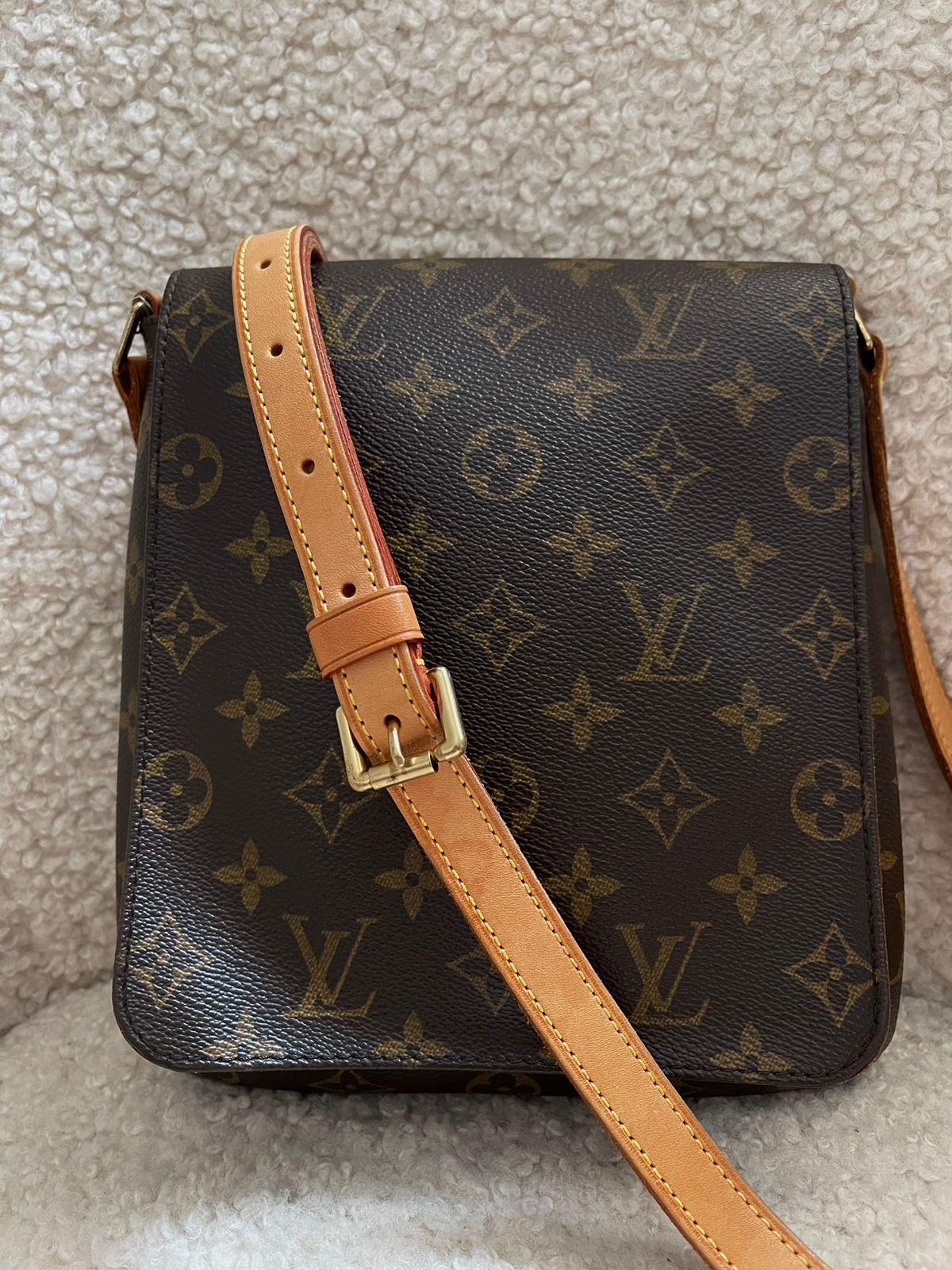 Louis Vuitton Musette Salsa crossbody bag