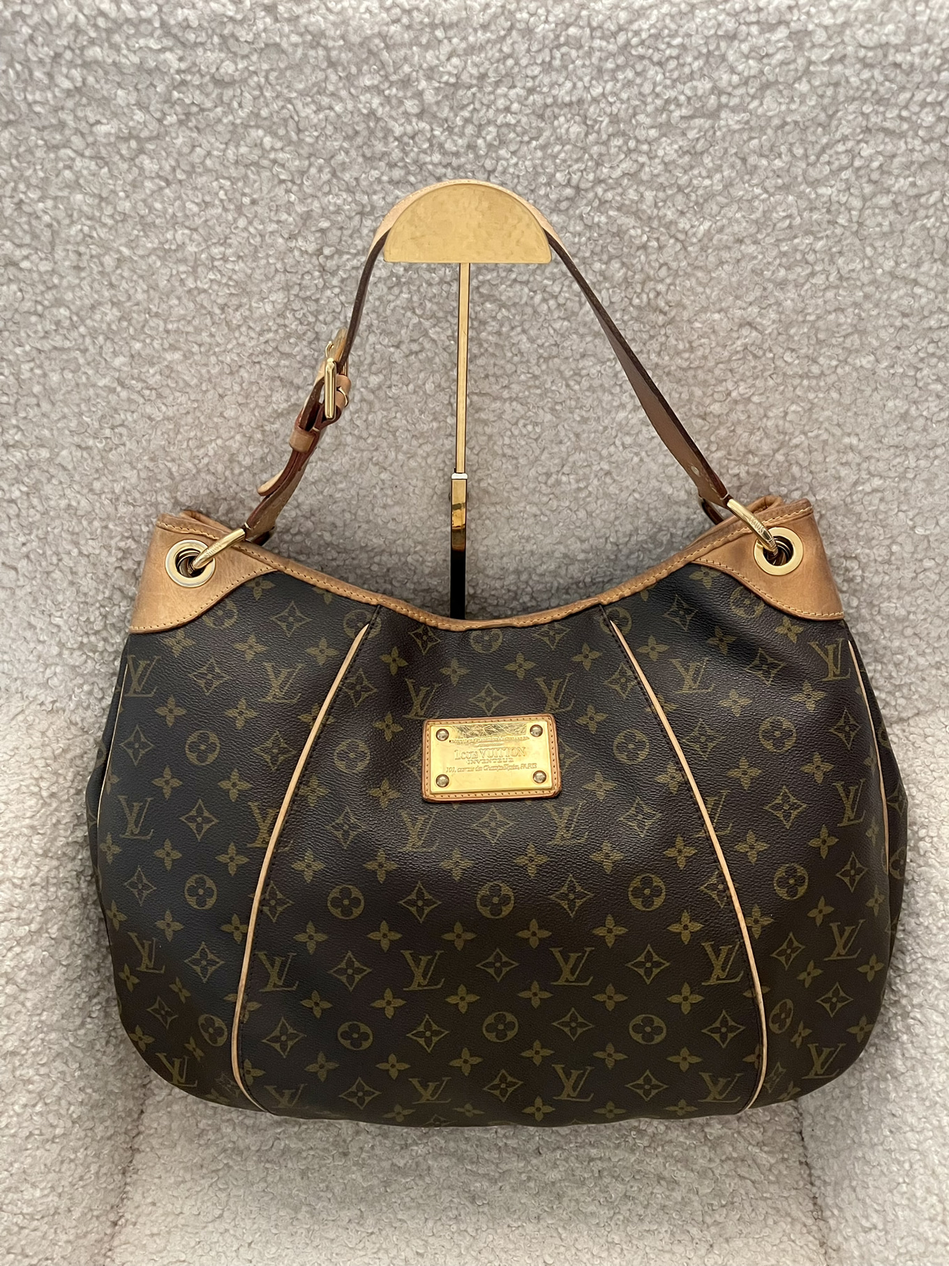 Louis Vuitton Monogram Galliera GM
