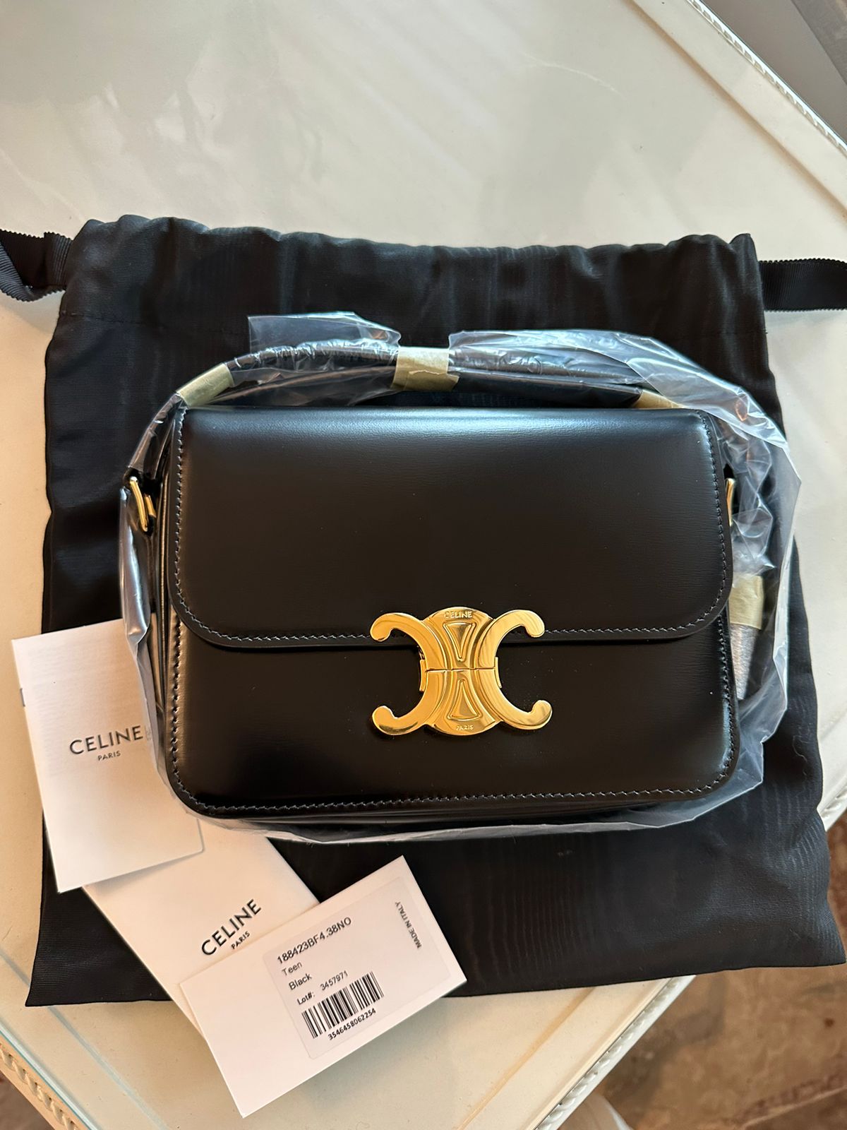 CELINE TEEN TRIOMPHE BAG IN SHINY CALFSKIN