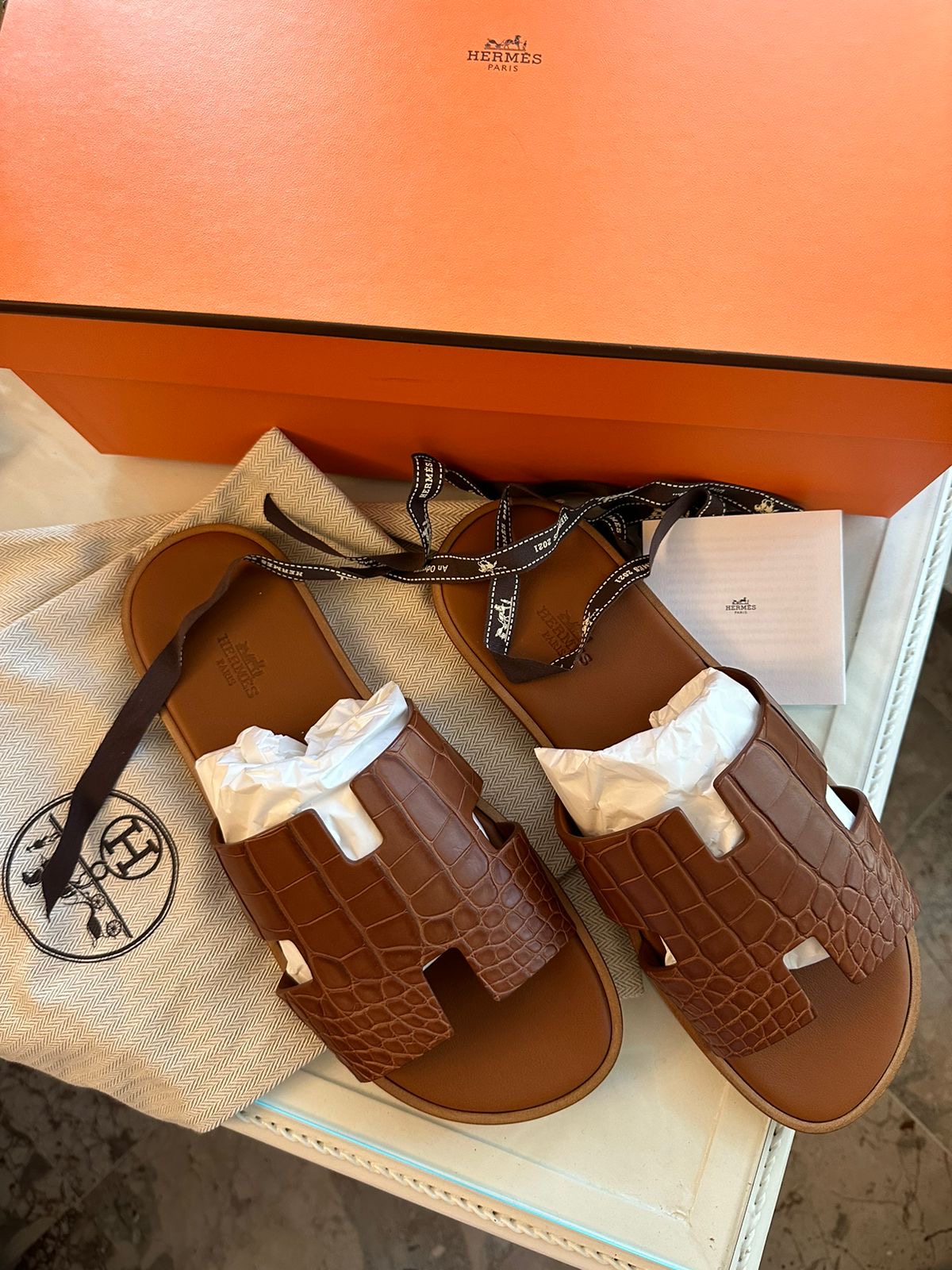 Hermes Alligator Izmir Sandals
