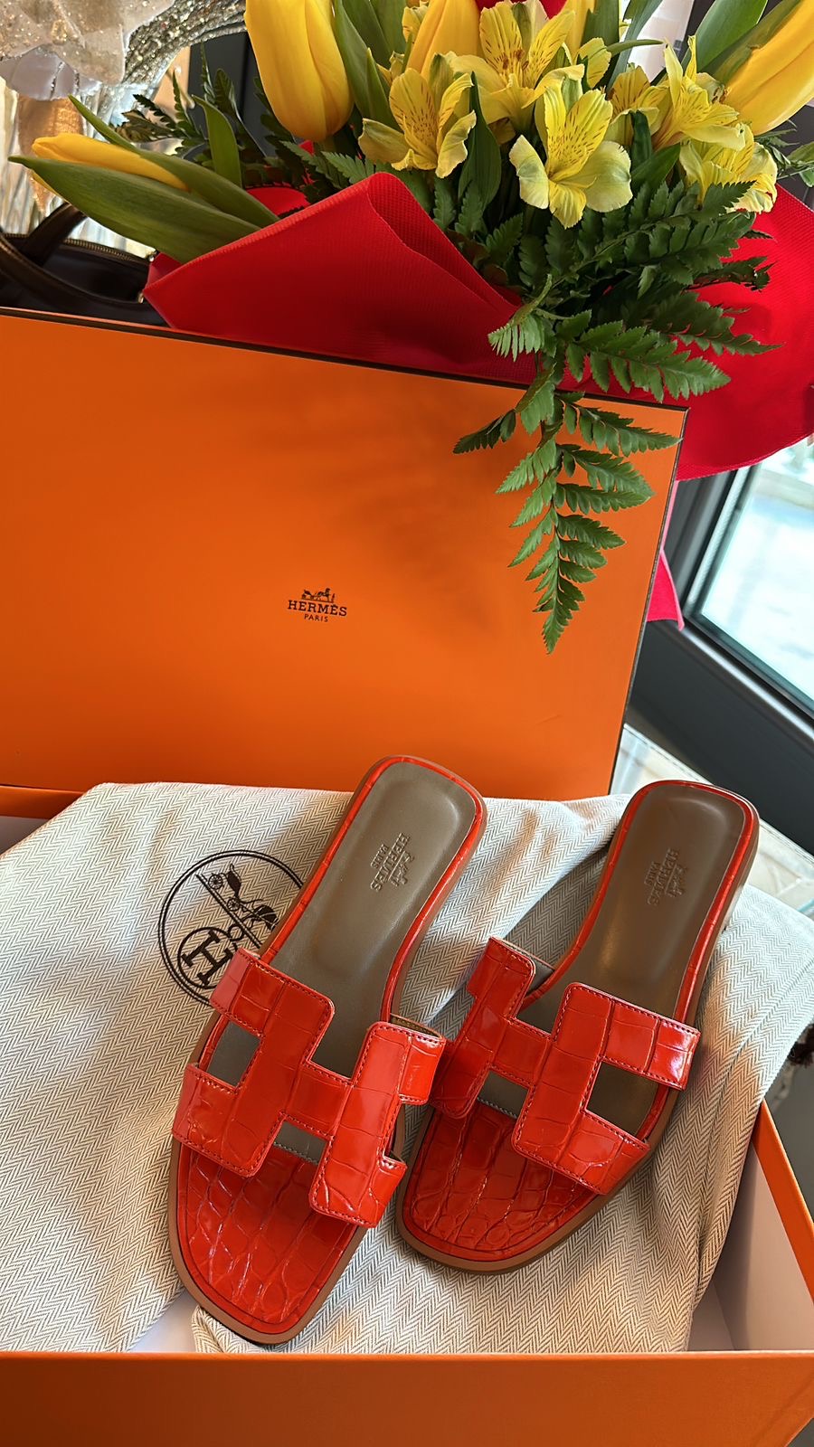 Hermes Oran Sandal in Orange/Red Alligator Leather 37