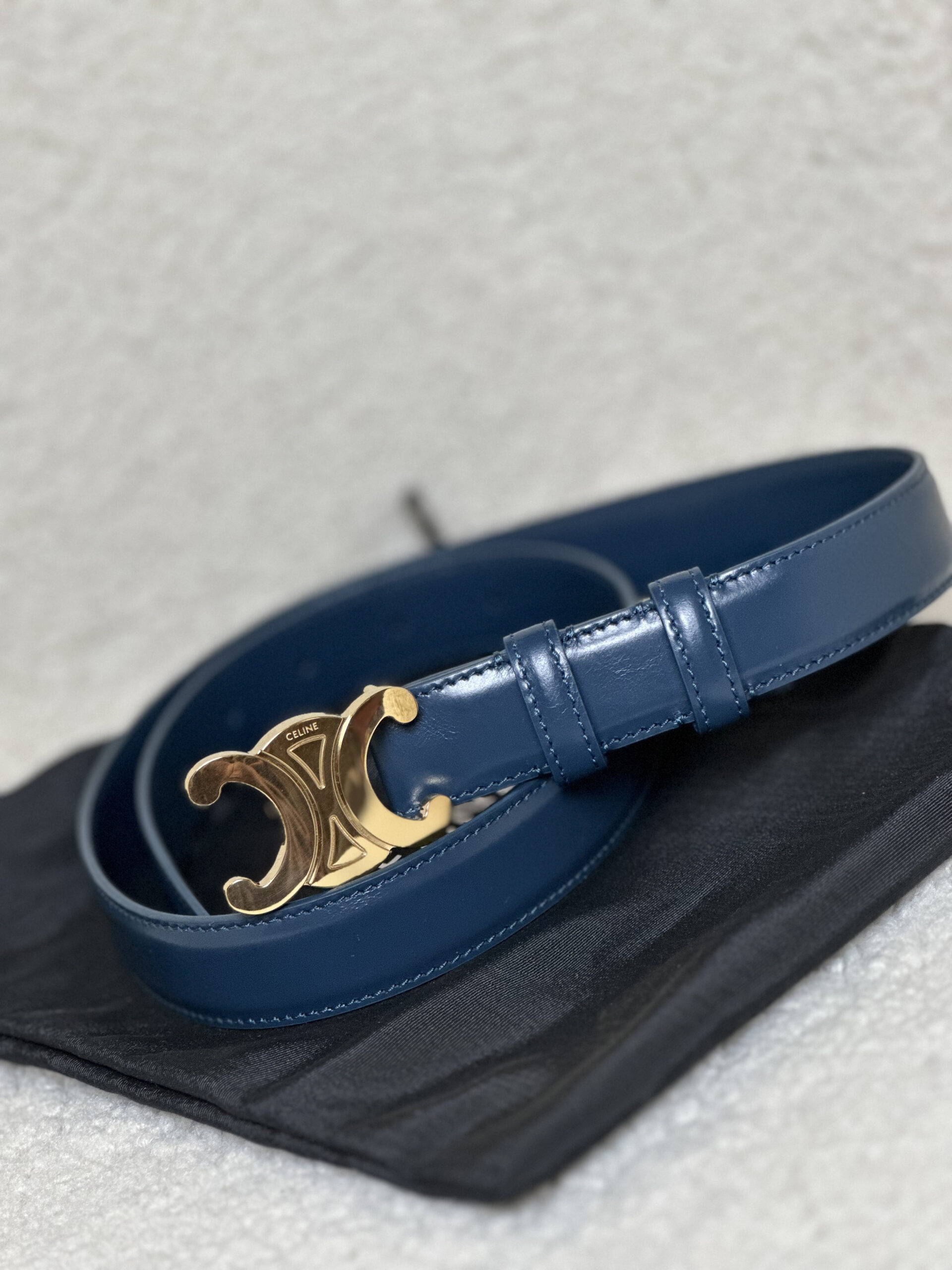 Celine Medium Triomphe Belt In Smooth Calfskin Blue